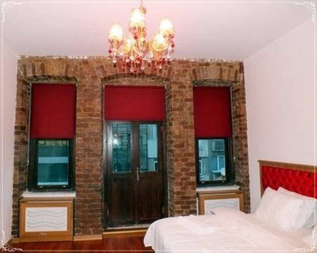 Modern Suites