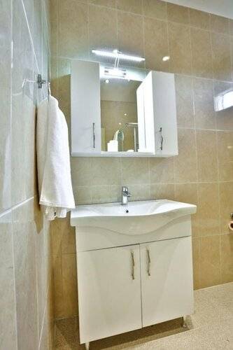 Modern Suites
