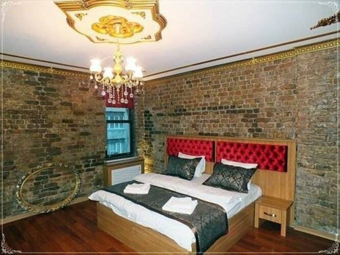 Modern Suites