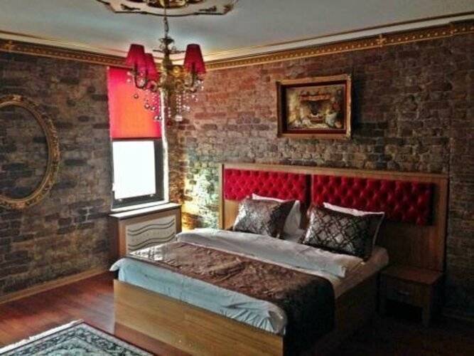 Modern Suites