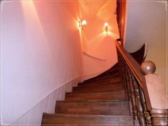 Modern Suites