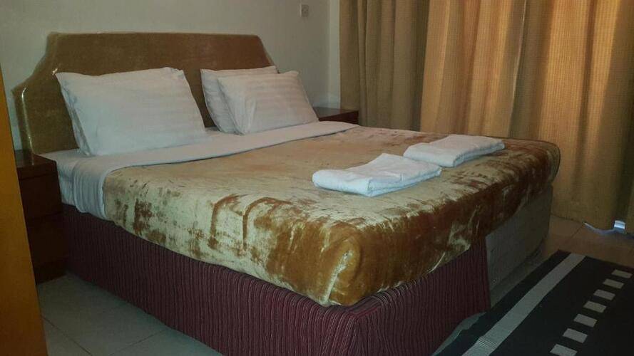 Al Raien Hotel Apartment