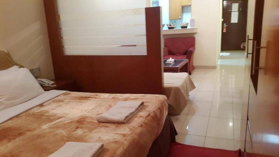 Al Raien Hotel Apartment