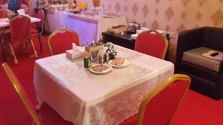 Al Raien Hotel Apartment