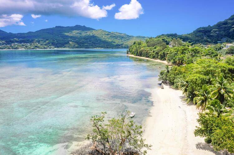Pineapple Beach Villas (Adults Only 10+)