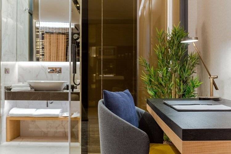 Broyt Suites