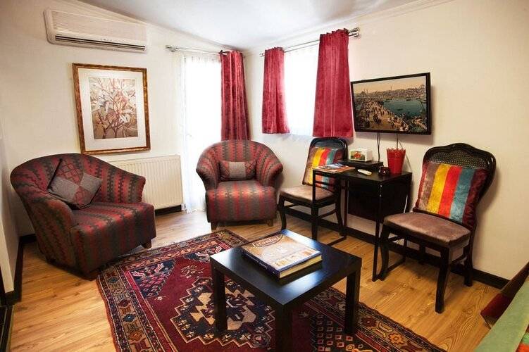 Faik Pasha Apartments