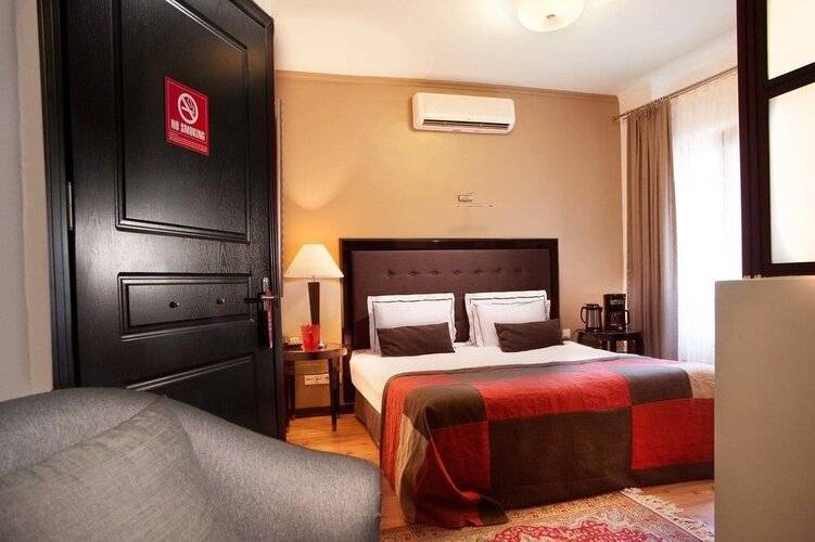 Faik Pasha Apartments