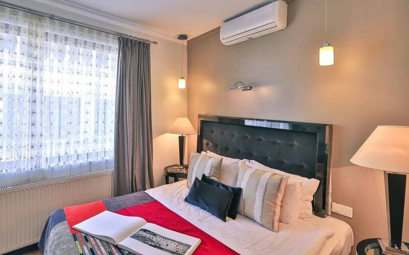 Faik Pasha Apartments