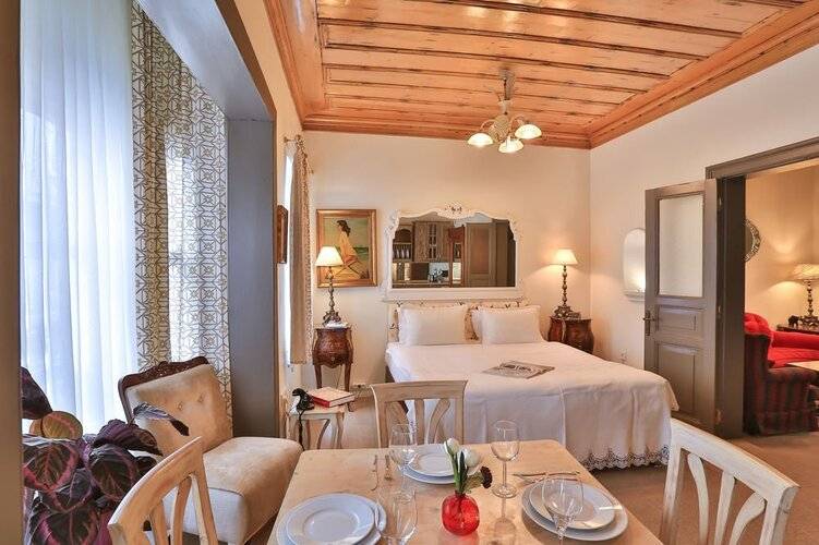 Faik Pasha Apartments