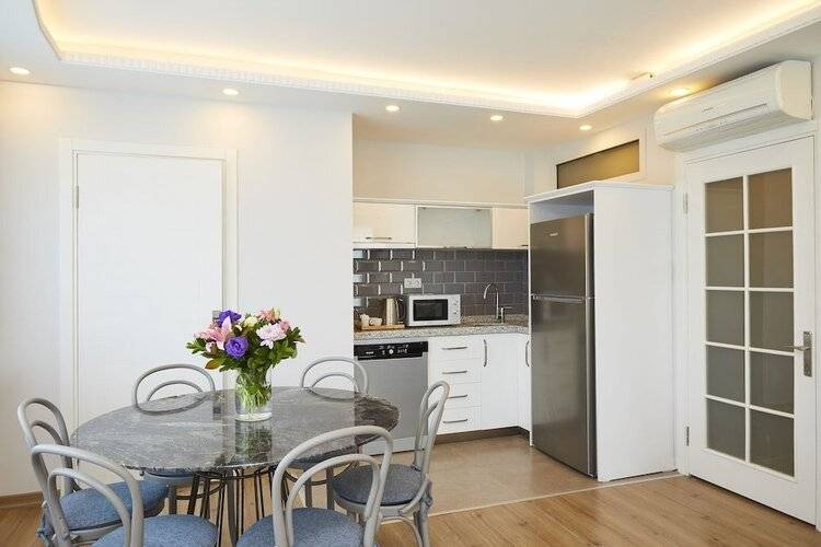 All Seasons Suites