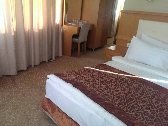 Taya Hatun Hotel