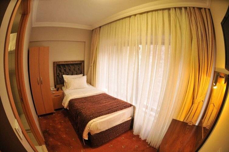 Taya Hatun Hotel