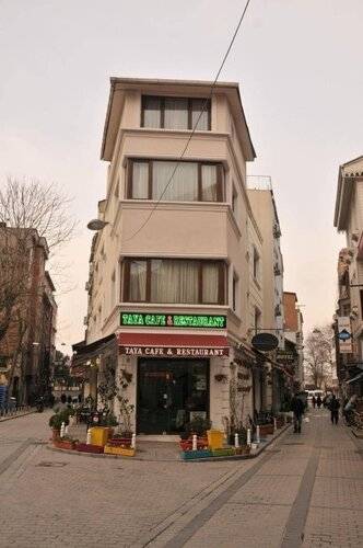 Taya Hatun Hotel