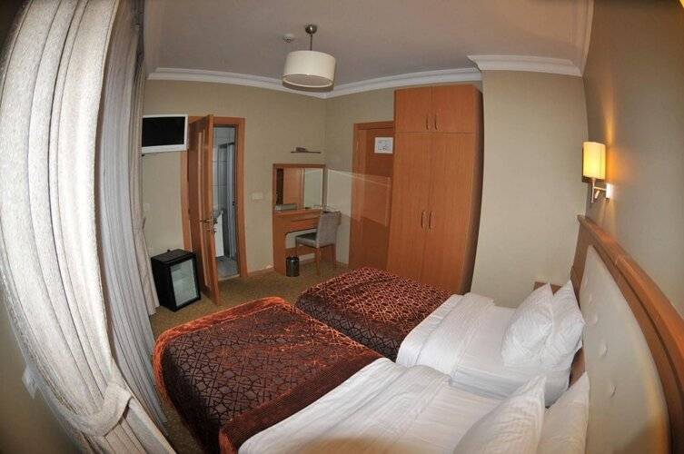Taya Hatun Hotel