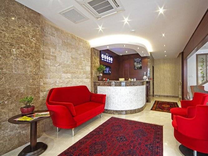 The Magnaura Palace Hotel