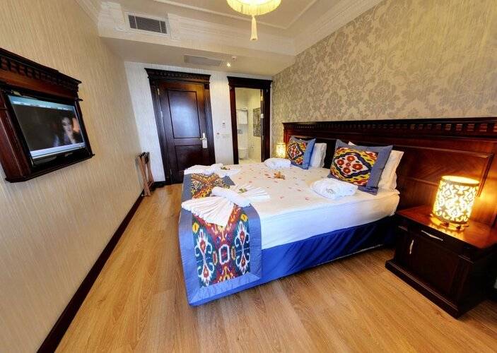 The Magnaura Palace Hotel