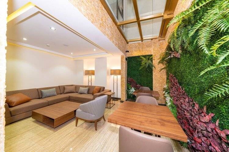 38 Hotel