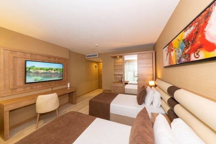 38 Hotel