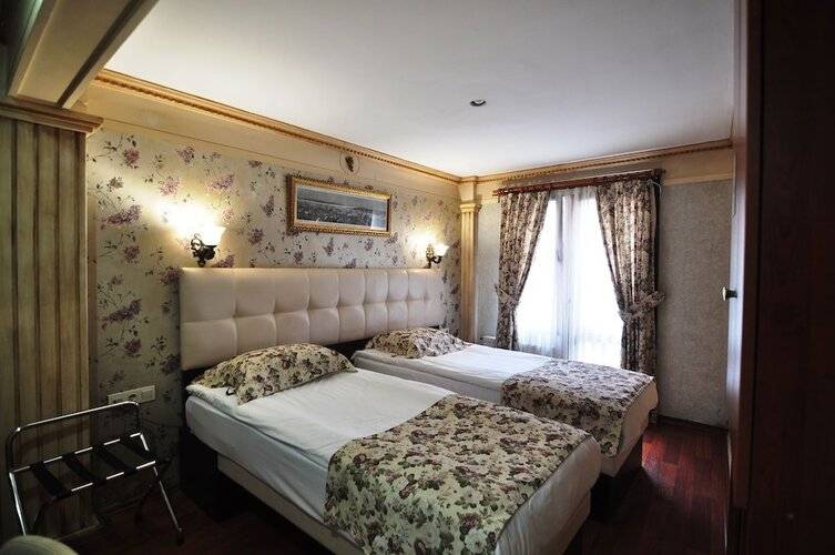 Angel's Home Hotel