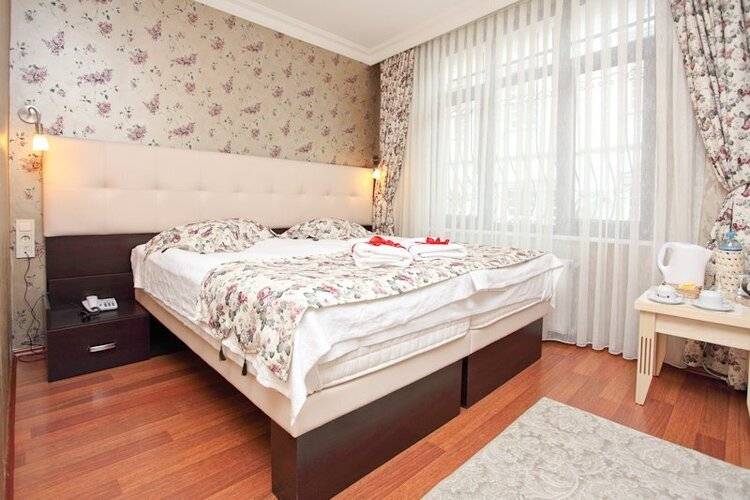 Angel's Home Hotel