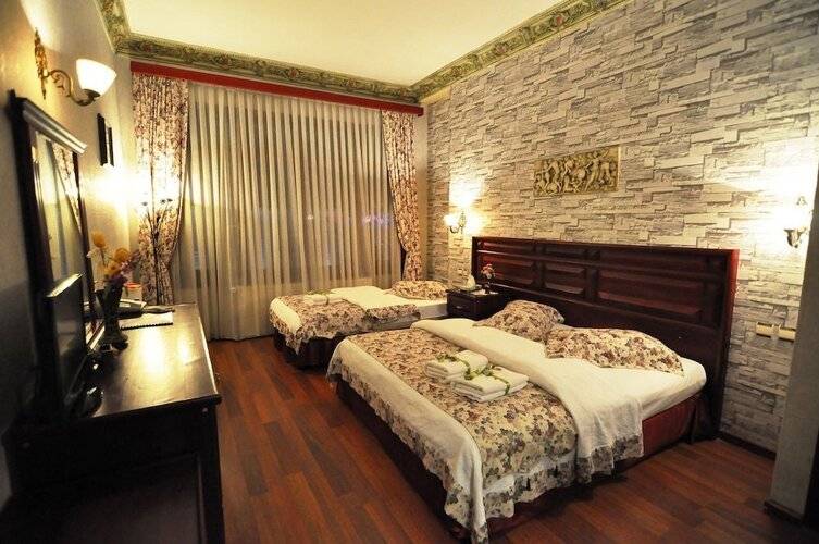 Angel's Home Hotel