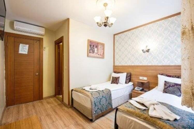 Grand Gross Hotel