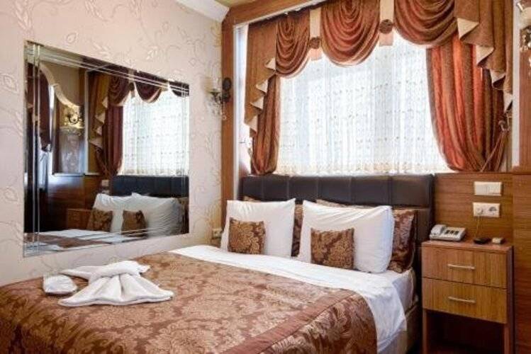 Grand Gross Hotel