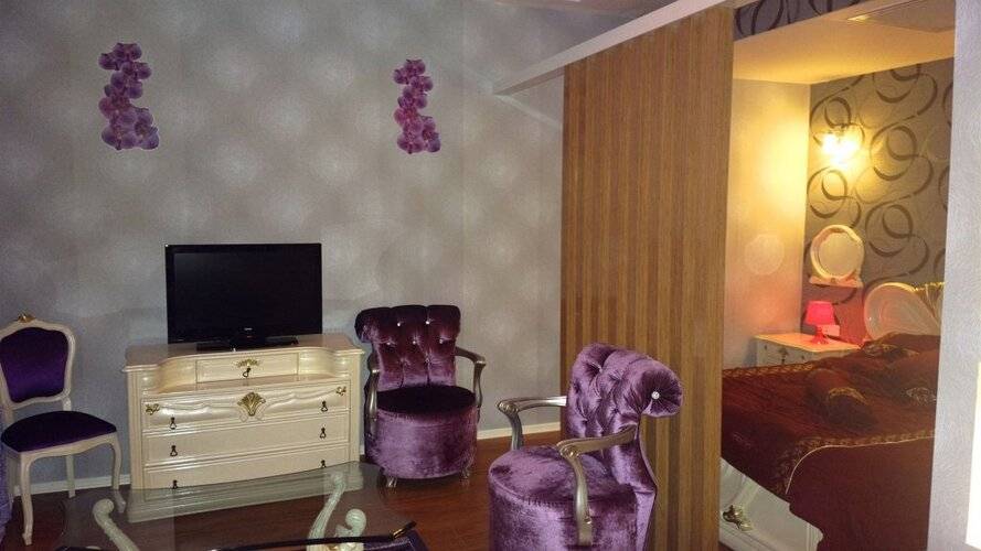 Expoist Hotel