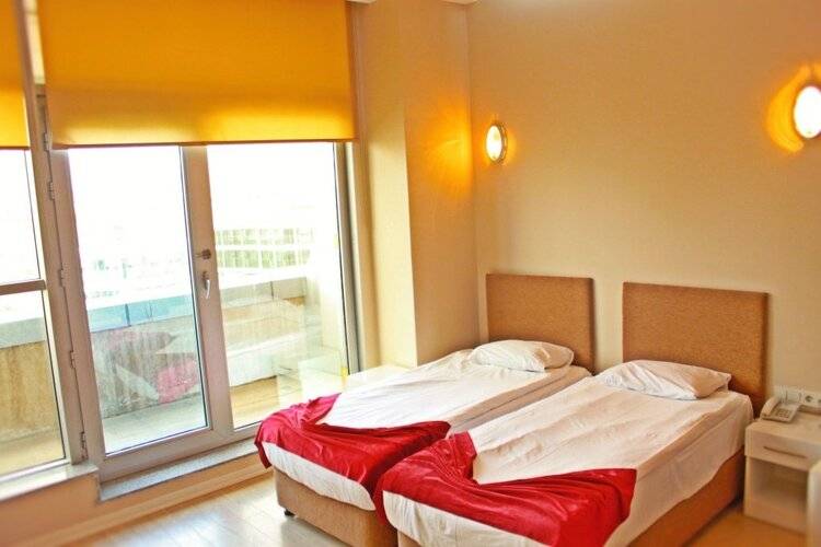 Expoist Hotel