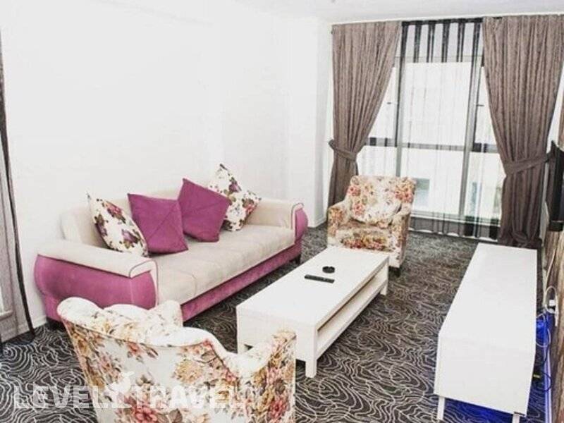Фотография N Suites