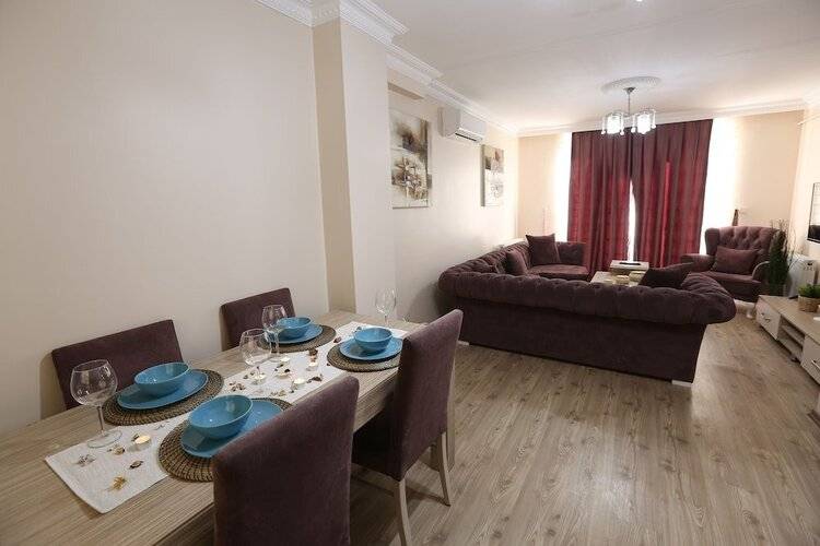 Overland Residence