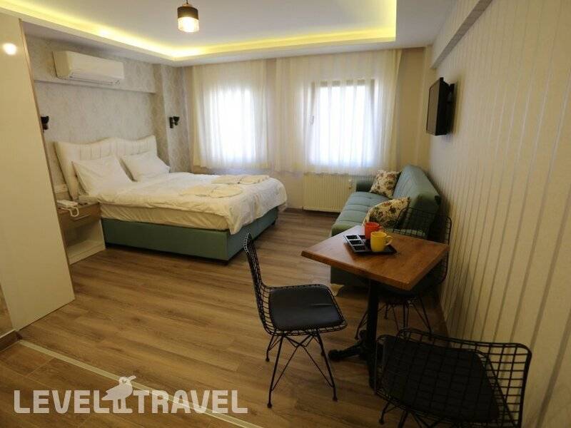 Фотография T-Square Residence