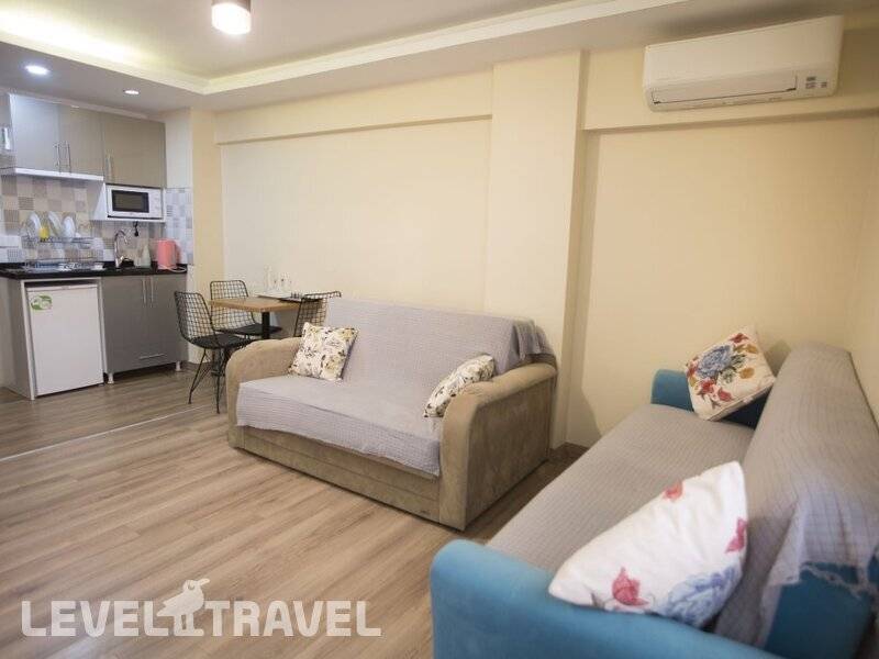Фотография T-Square Residence