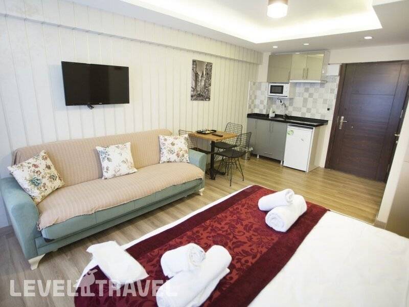 Фотография T-Square Residence
