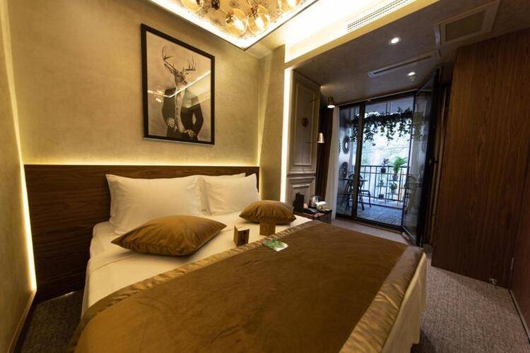 Tonight Hotel Port