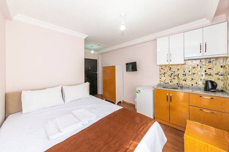 Tavra Hotel