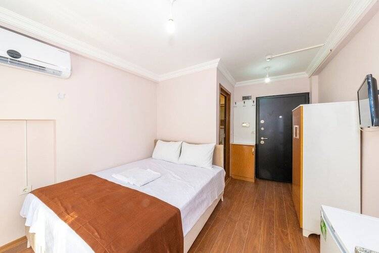 Tavra Hotel