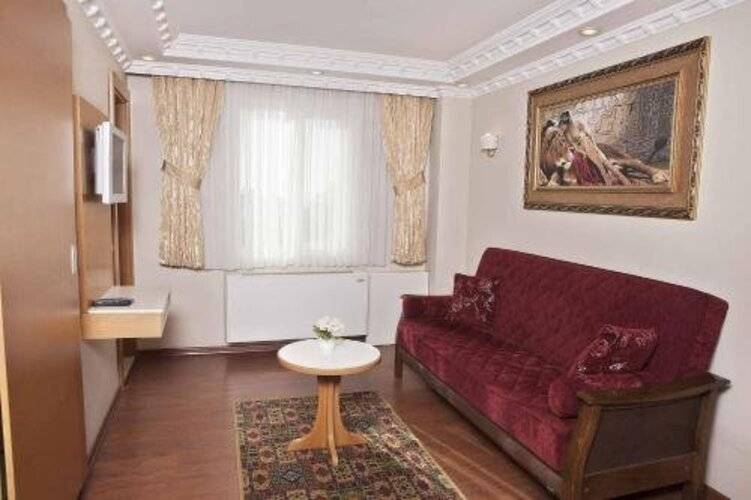 Baron Hotel