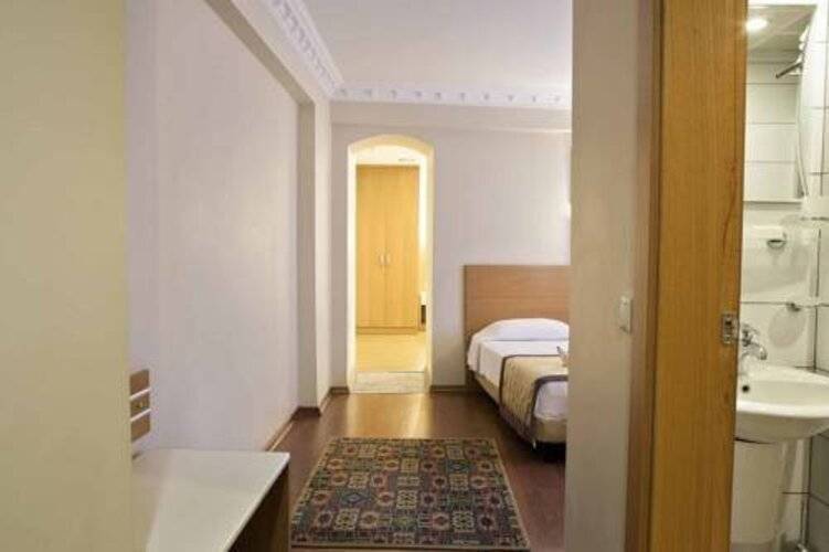 Baron Hotel