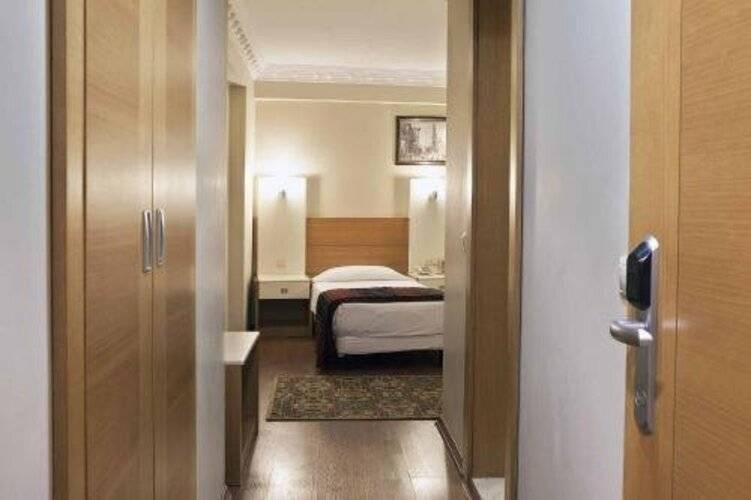 Baron Hotel