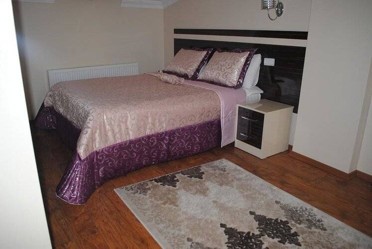 Diamond Suite & Residence