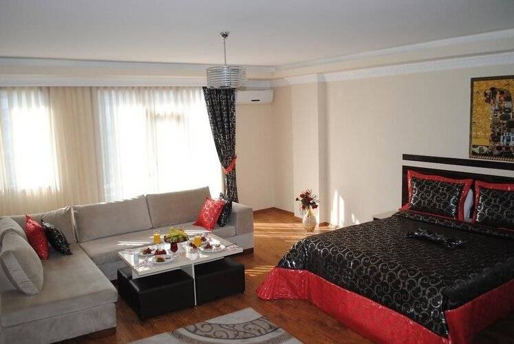 Diamond Suite & Residence