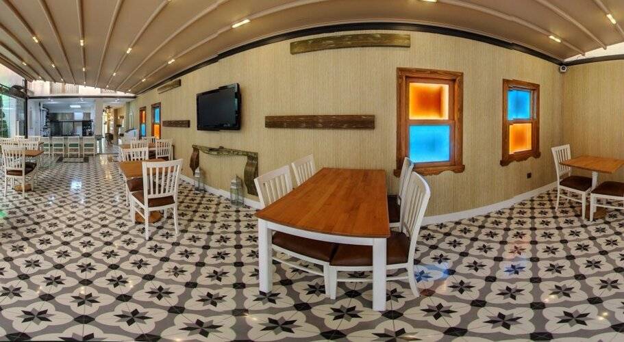 Mezzo Hotel