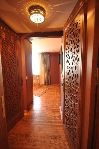 Merial Hotel