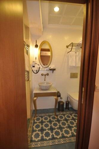 Merial Hotel