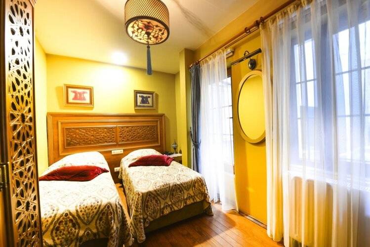 Merial Hotel