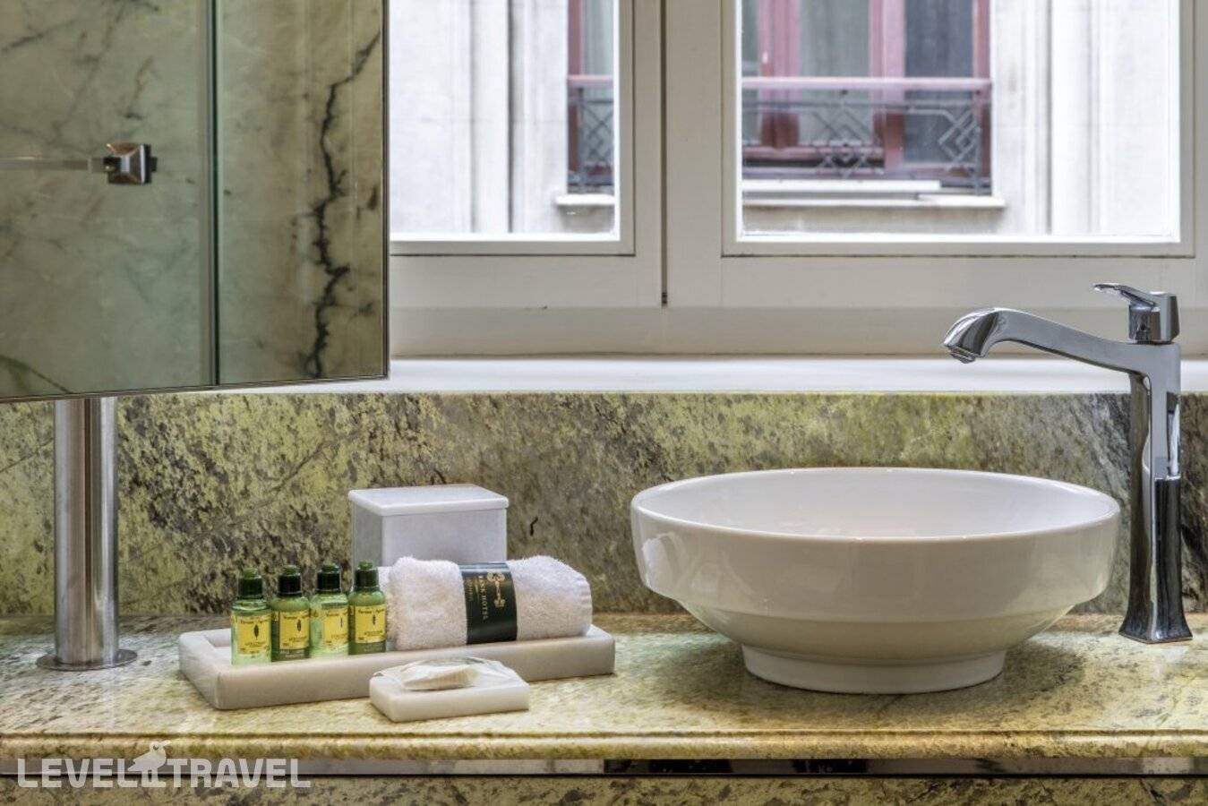 фотографии отеля The Bank Hotel Istanbul, a Member of Design Hotels - Special Class в Турция(Каракёй) - фото №35