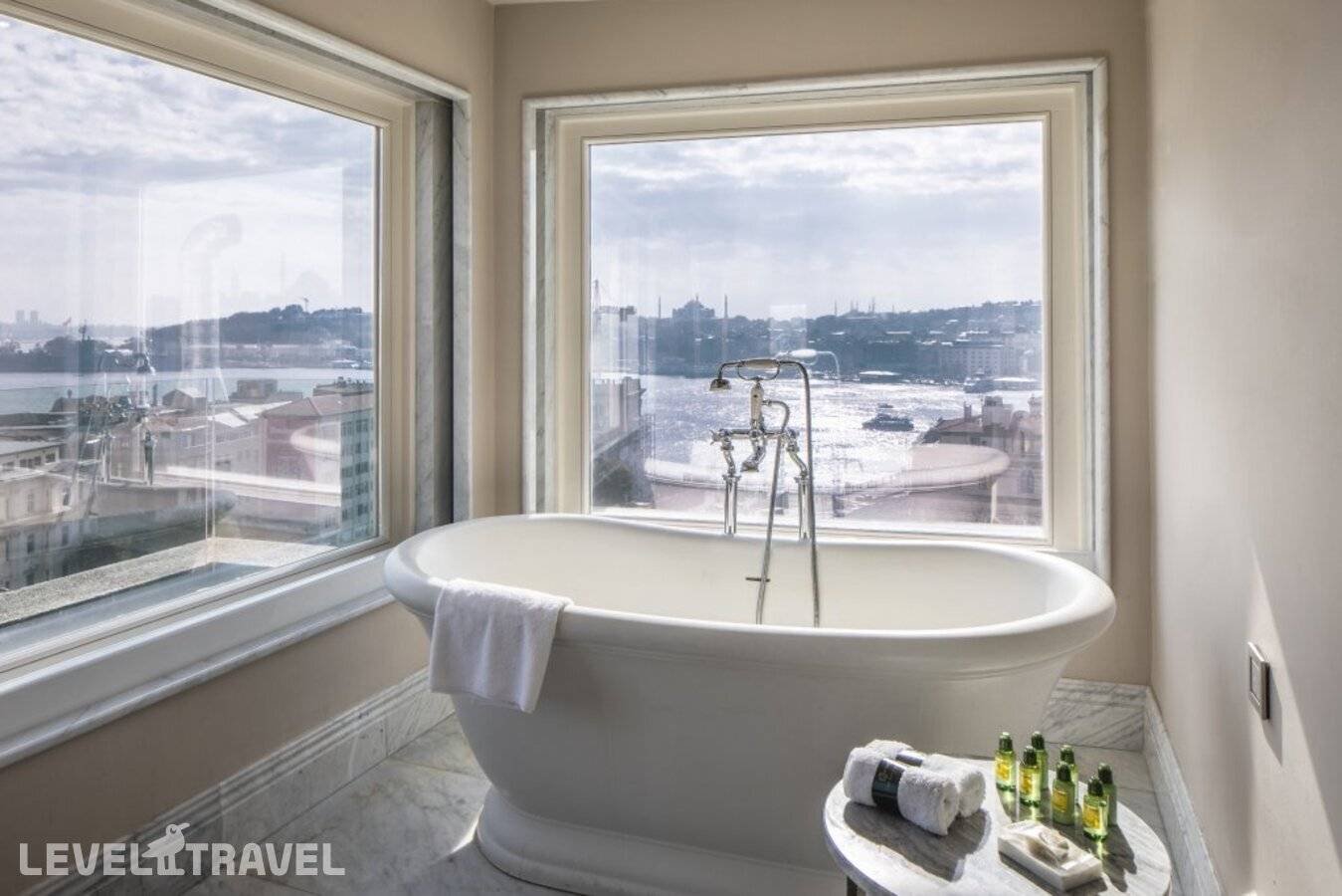 фотографии отеля The Bank Hotel Istanbul, a Member of Design Hotels - Special Class в Турция(Каракёй) - фото №40