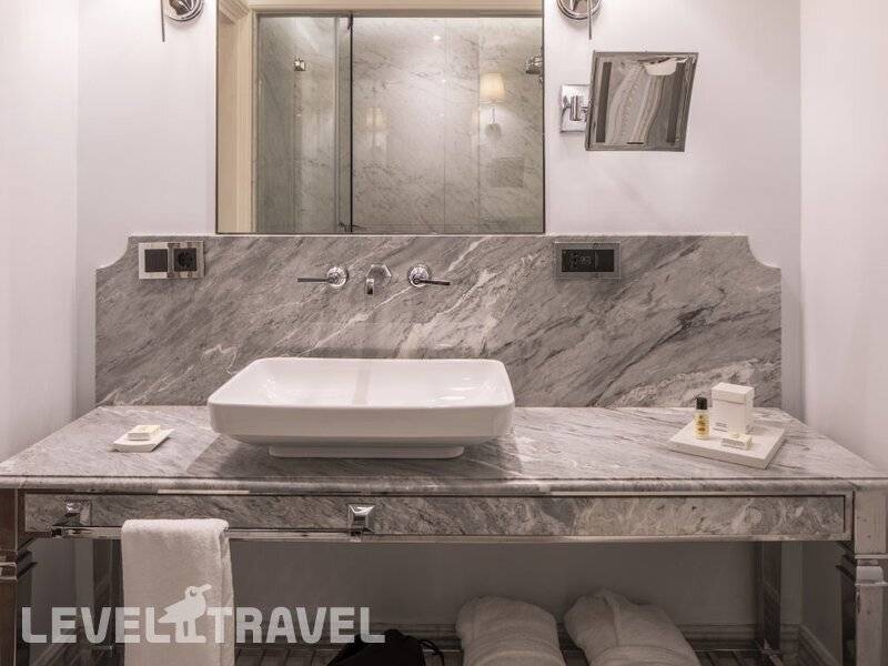 Фотография The Bank Hotel Istanbul, a Member of Design Hotels - Special Class